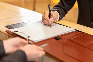 用电脑开户买什么